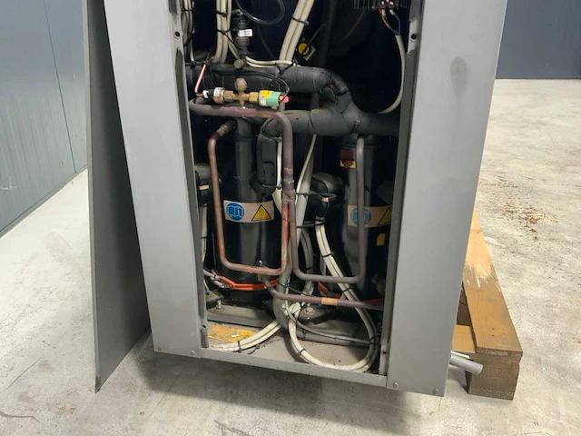 2008 uniflair lrac 180a chiller - afbeelding 6 van  8