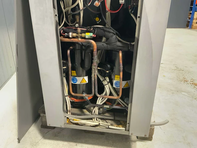2008 uniflair lrac 180a chiller - afbeelding 6 van  8