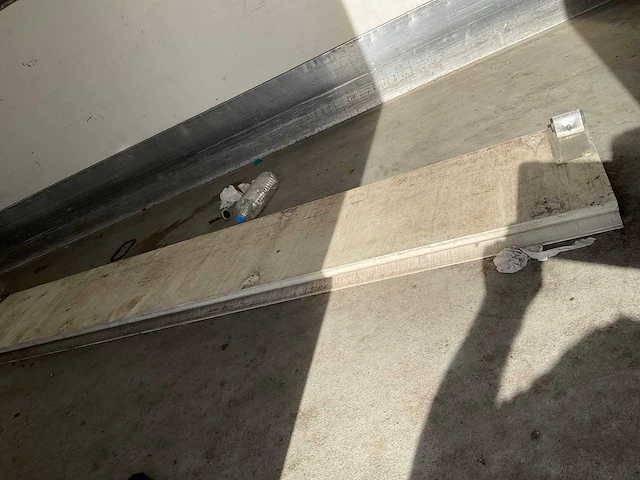 2008 volvo fl 240 vrachtwagen - afbeelding 3 van  26