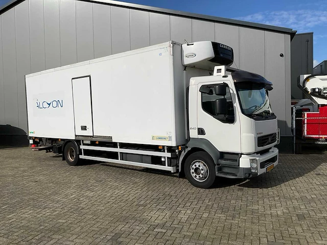 2008 volvo fl 240 vrachtwagen - afbeelding 1 van  26