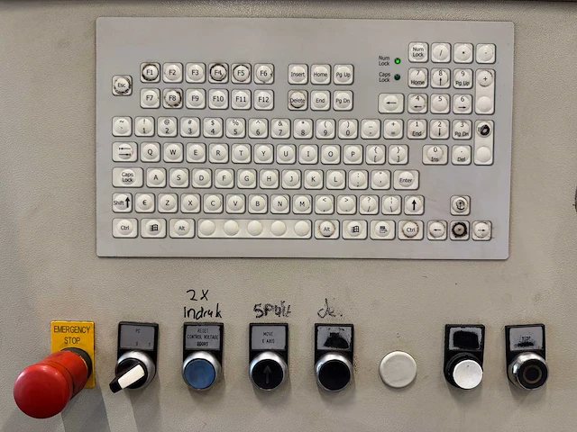 2008 voortman 2008 v600 cnc profielen boormachine met rollenbaan - afbeelding 11 van  20