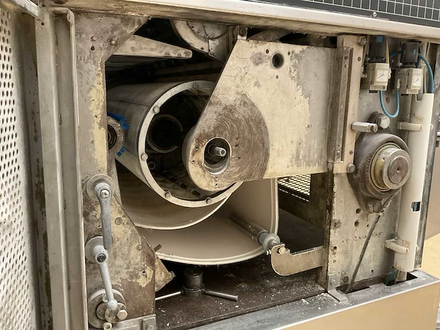 2008 werner & pfleiderer tewimat tws 8 deegverdeelmachine (combi a) - afbeelding 16 van  18