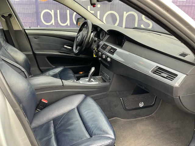 2009 - bmw - 5-serie touring - 525xd bns edition ii - personenauto - afbeelding 14 van  17