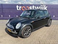 2009 - mini - 1.6 one - personenauto - afbeelding 1 van  12