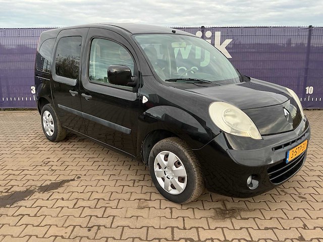 2009 - renault - kangoo family - 1.6 expression - personenauto/rolstoelauto - afbeelding 11 van  18
