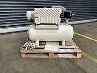 2009 - vacuümpomp - afbeelding 7 van  11