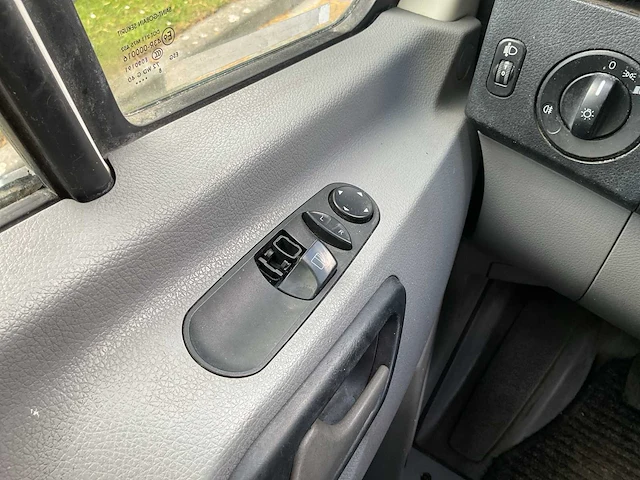 2009 - volkswagen - crafter - 46 2.5 tdi l2 - bedrijfswagen/be-combinatie - afbeelding 18 van  27