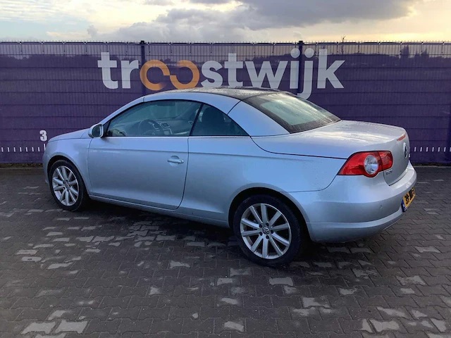 2009 - volkswagen - eos - 2.0-16v fsi - personenauto - afbeelding 11 van  17