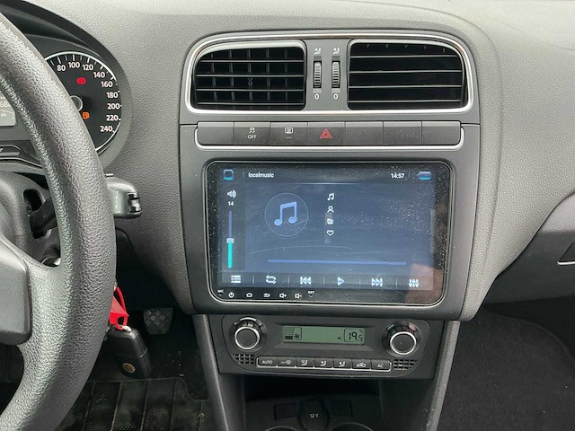 2009 - volkswagen - polo - 1.4-16v trendline - personenauto - afbeelding 11 van  12