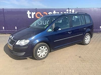 2009 - volkswagen - touran - 1.4 tsi trendline - personenauto - afbeelding 1 van  12