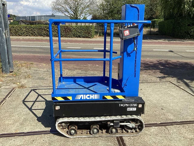 2009 aichi rm 04 b rupshoogwerker - afbeelding 2 van  6