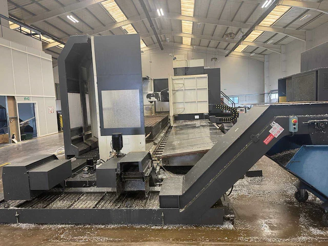 2009 anayak hvm-7000-pc bedfreesmachines met beweegbare kolom - afbeelding 20 van  65