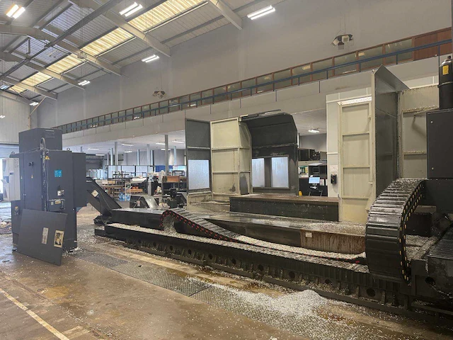 2009 anayak hvm-7000-pc bedfreesmachines met beweegbare kolom - afbeelding 28 van  65