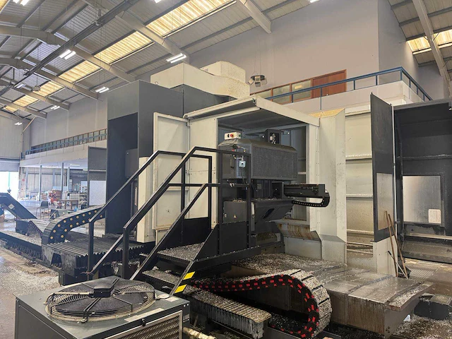 2009 anayak hvm-7000-pc bedfreesmachines met beweegbare kolom - afbeelding 31 van  65