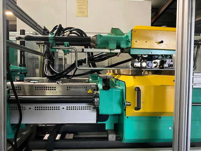 2009 arburg allrounder 1500t spuitgietmachine - afbeelding 22 van  23