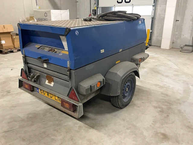 2009 atlas copco luchtcompressor op aanhangwagen - afbeelding 11 van  17
