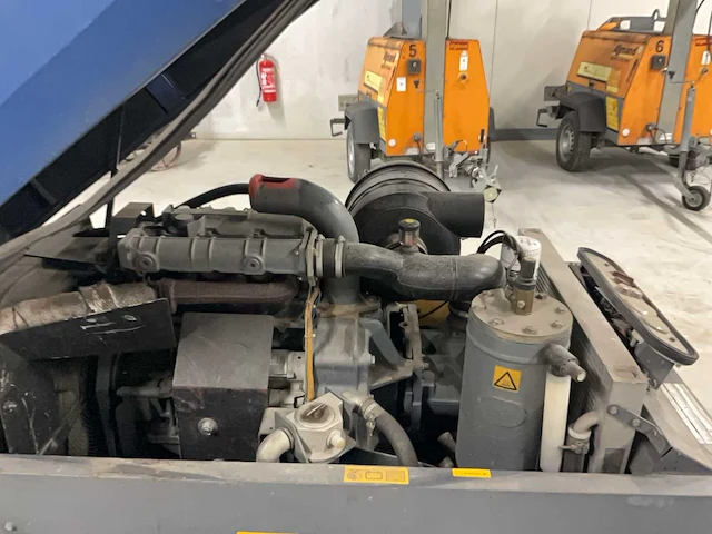 2009 atlas copco luchtcompressor op aanhangwagen - afbeelding 15 van  17
