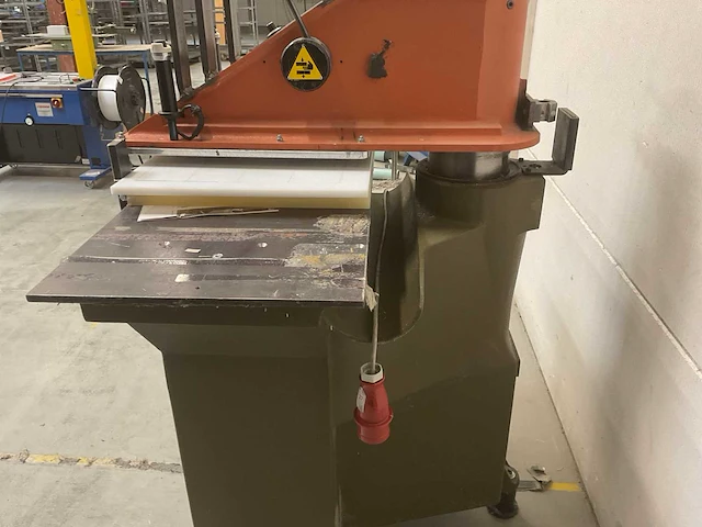 2009 atom zwenkarm stans se 24 ce stansmachine - afbeelding 8 van  8