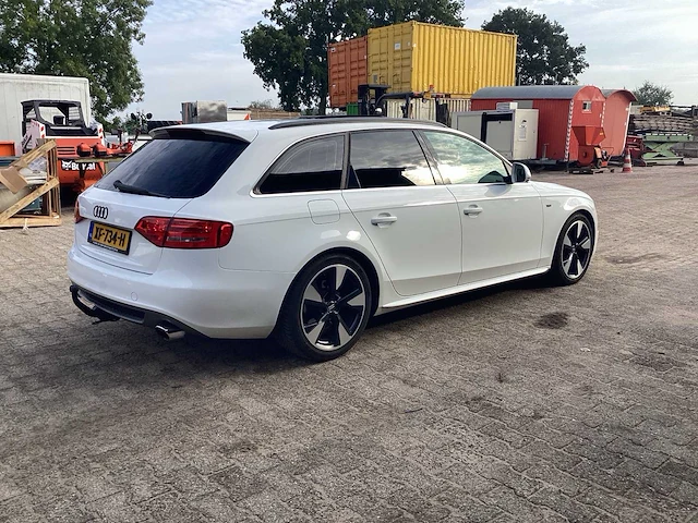 2009 audi a4 avant s line personenauto - afbeelding 19 van  25