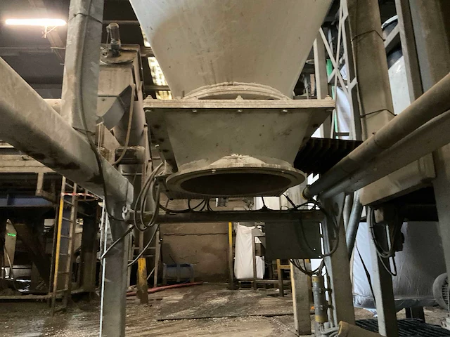 2009 azo / coperion zvb vulstation (2x) - afbeelding 12 van  16