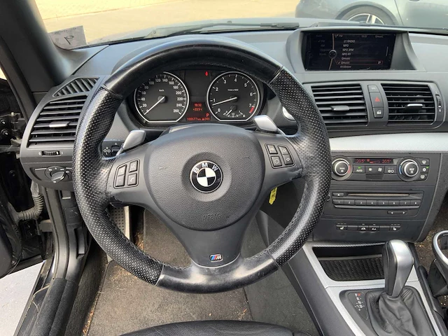 2009 bmw 130i m-sport cabriolet personenauto - afbeelding 5 van  30