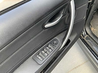 2009 bmw 130i m-sport cabriolet personenauto - afbeelding 11 van  30