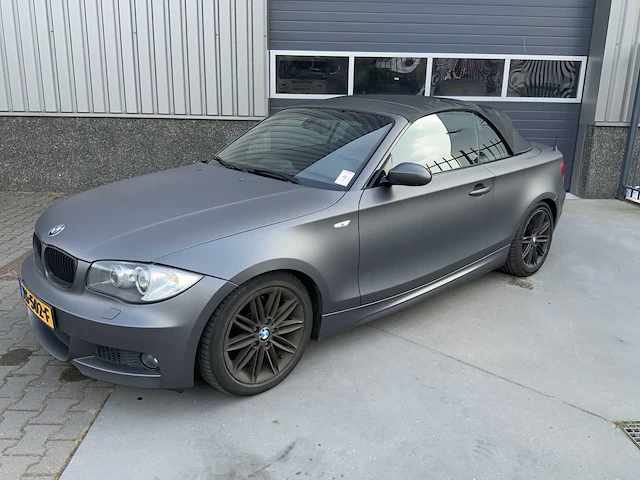 2009 bmw 130i m-sport cabriolet personenauto - afbeelding 26 van  30