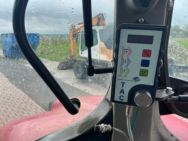 2009 case ih cvx 195 vierwielaangedreven landbouwtractor - afbeelding 29 van  46