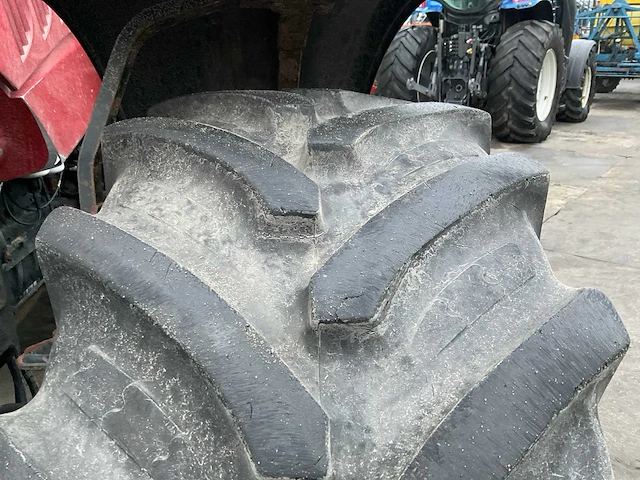 2009 case ih puma cvx 225 vierwielaangedreven landbouwtractor - afbeelding 2 van  32