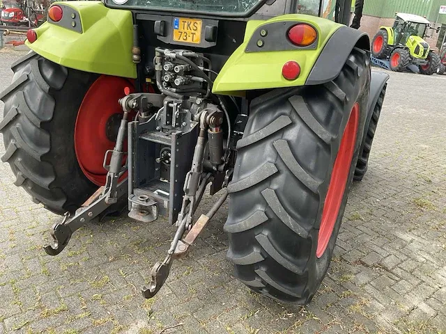 2009 claas axos 340 vierwielaangedreven landbouwtractor - afbeelding 31 van  35