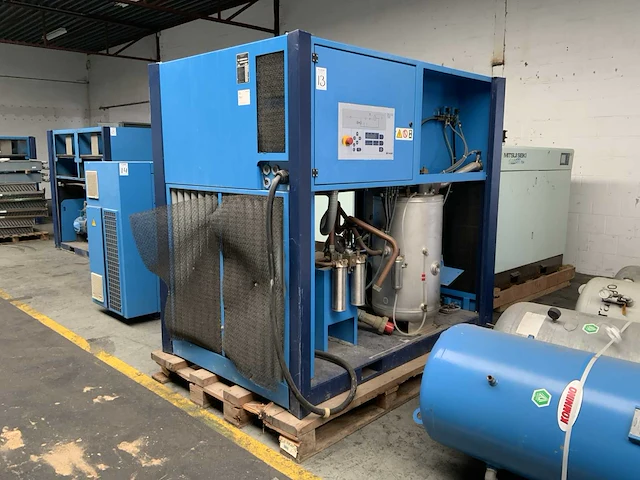 2009 compair d50hsr-10a olievrije compressor - afbeelding 1 van  11