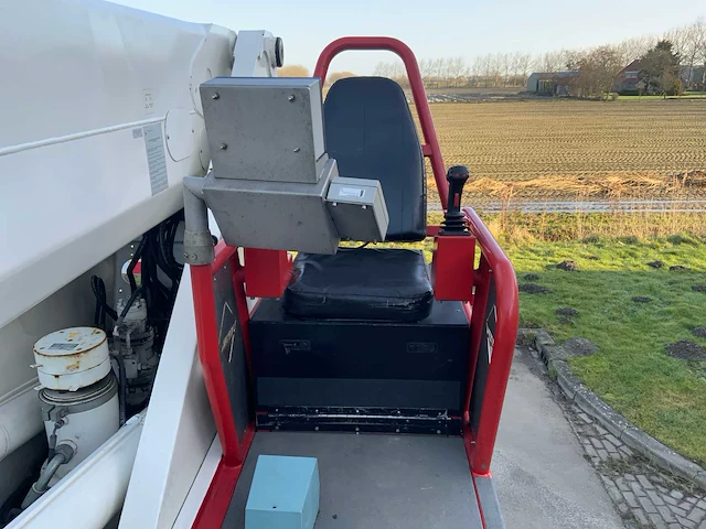 2009 daf cf 75 vrachtwagen met 32m hilton telescoophoogwerker - afbeelding 53 van  90