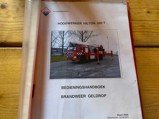 2009 daf cf 75 vrachtwagen met 32m hilton telescoophoogwerker - afbeelding 85 van  90