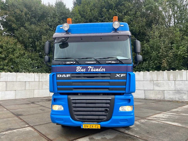 2009 daf ftg xf105 6x2 vrachtwagen - afbeelding 5 van  11