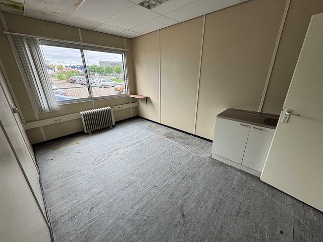 2009 de meeuw k-30 kantoorunit / woonunit / directie keet / bouwunit (54m2) - afbeelding 3 van  16