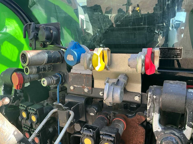 2009 deutz-fahr agrotron ttv 620 vierwielaangedreven landbouwtractor - afbeelding 9 van  35