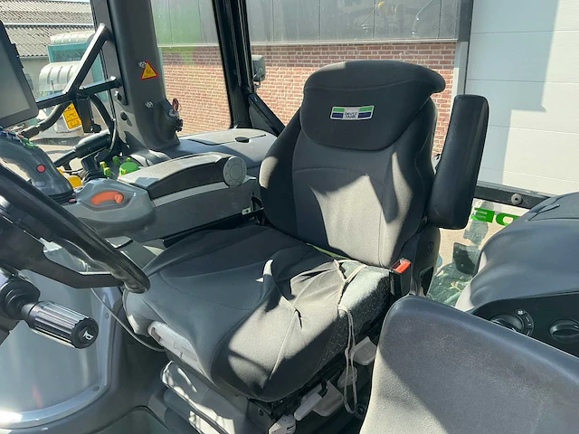 2009 deutz-fahr agrotron ttv 620 vierwielaangedreven landbouwtractor - afbeelding 18 van  35