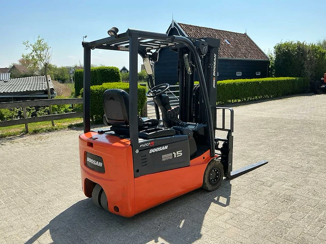 2009 doosan b15t-5 vorkheftruck - afbeelding 14 van  18