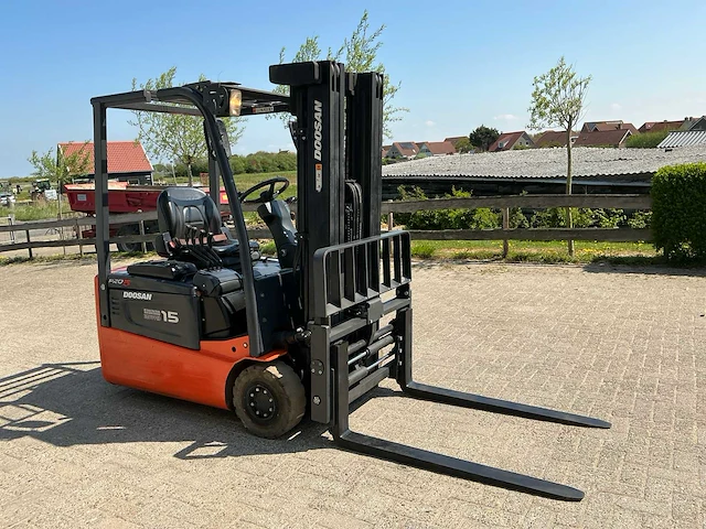 2009 doosan b15t-5 vorkheftruck - afbeelding 15 van  18