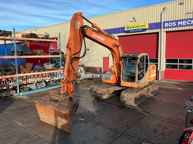 2009 doosan dx 140lc rupsgraafmachine - afbeelding 12 van  35