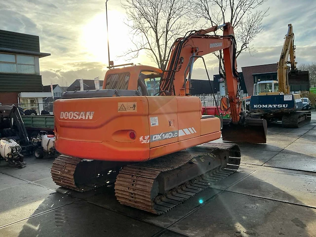 2009 doosan dx 140lc rupsgraafmachine - afbeelding 31 van  35