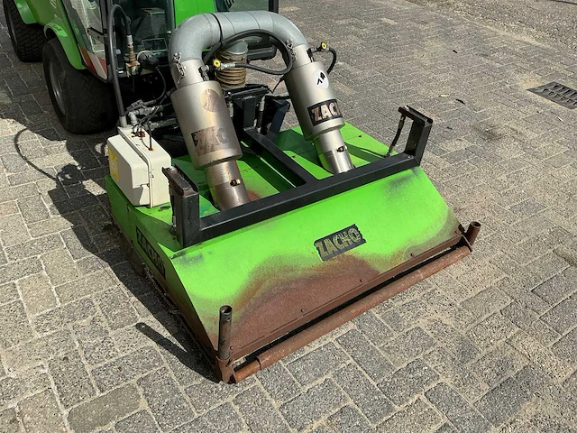 2009 egholm werktuigdrager met onkruidbrander opbouw - afbeelding 29 van  32