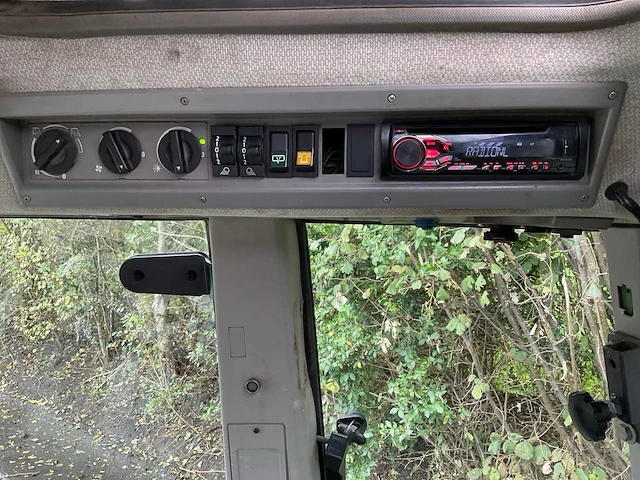 2009 fendt 714 vario tms vierwielaangedreven landbouwtractor - afbeelding 18 van  31