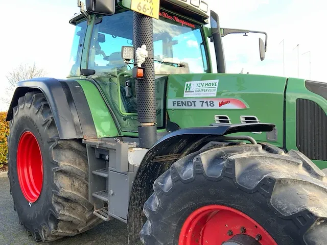 2009 fendt 718 vario tms vierwielaangedreven landbouwtractor - afbeelding 10 van  39