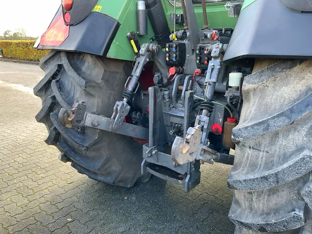 2009 fendt 718 vario tms vierwielaangedreven landbouwtractor - afbeelding 17 van  39