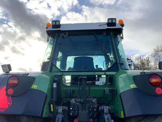 2009 fendt 718 vario tms vierwielaangedreven landbouwtractor - afbeelding 20 van  39