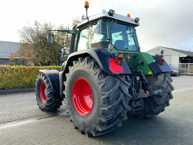 2009 fendt 718 vario tms vierwielaangedreven landbouwtractor - afbeelding 34 van  39