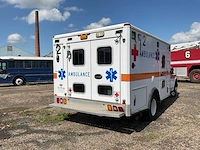 2009 ford mpv ambulance - afbeelding 12 van  16