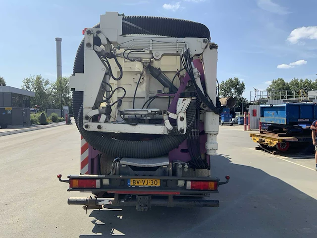 2009 ginaf x3232s kolkenzuigwagen - afbeelding 45 van  50