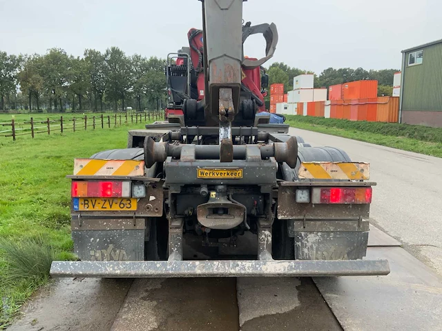 2009 ginaf x4243ts met 30 ton hyvalift haakarm en hmf 1643 z2 autolaadkraan bv-zv-63 - afbeelding 3 van  57